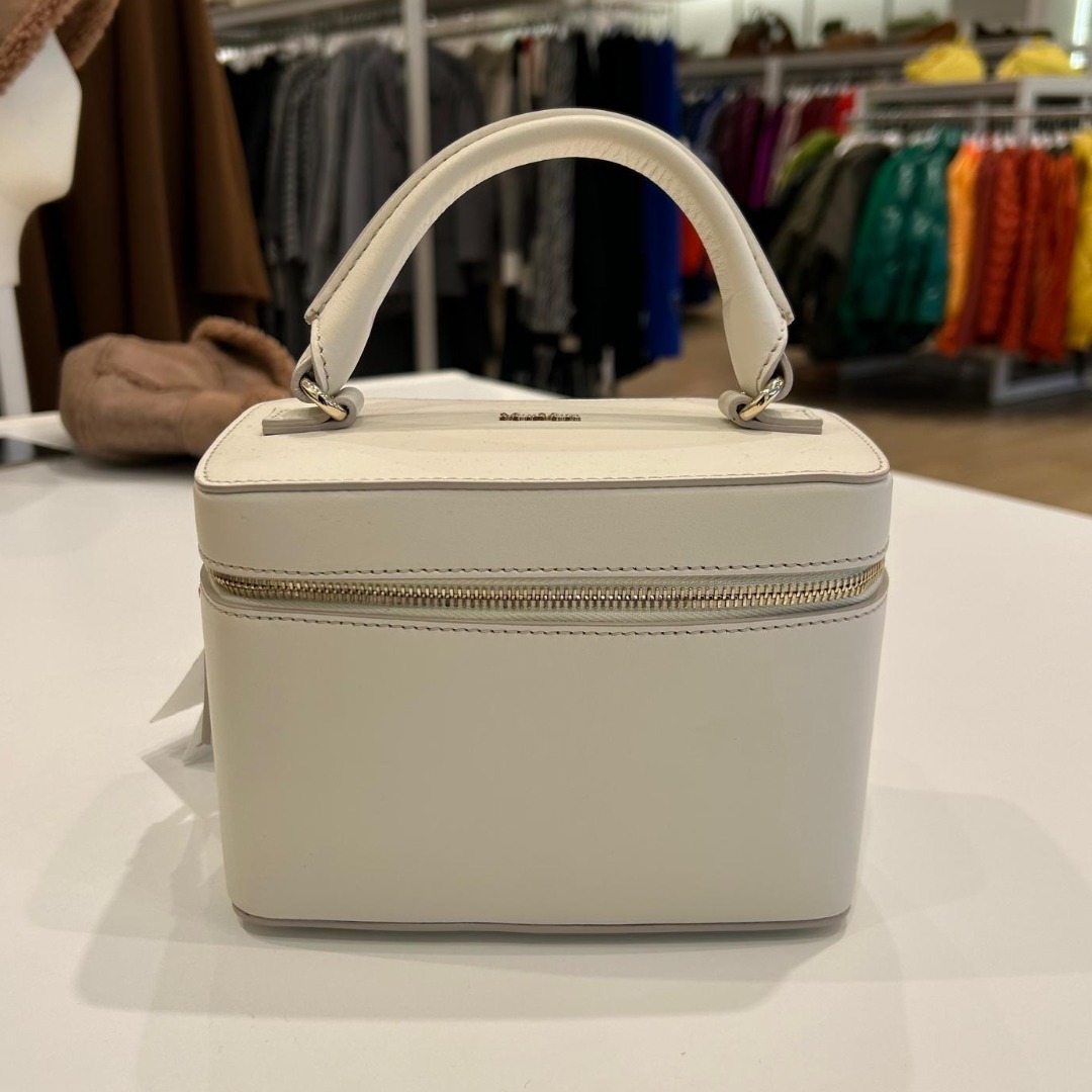 お買い得！！★Max Mara★ Vanity トップハンドルバッグ