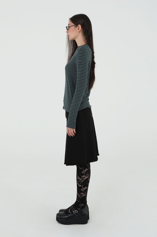 【UGLY SHADOW】24fw US STRIPE TOP