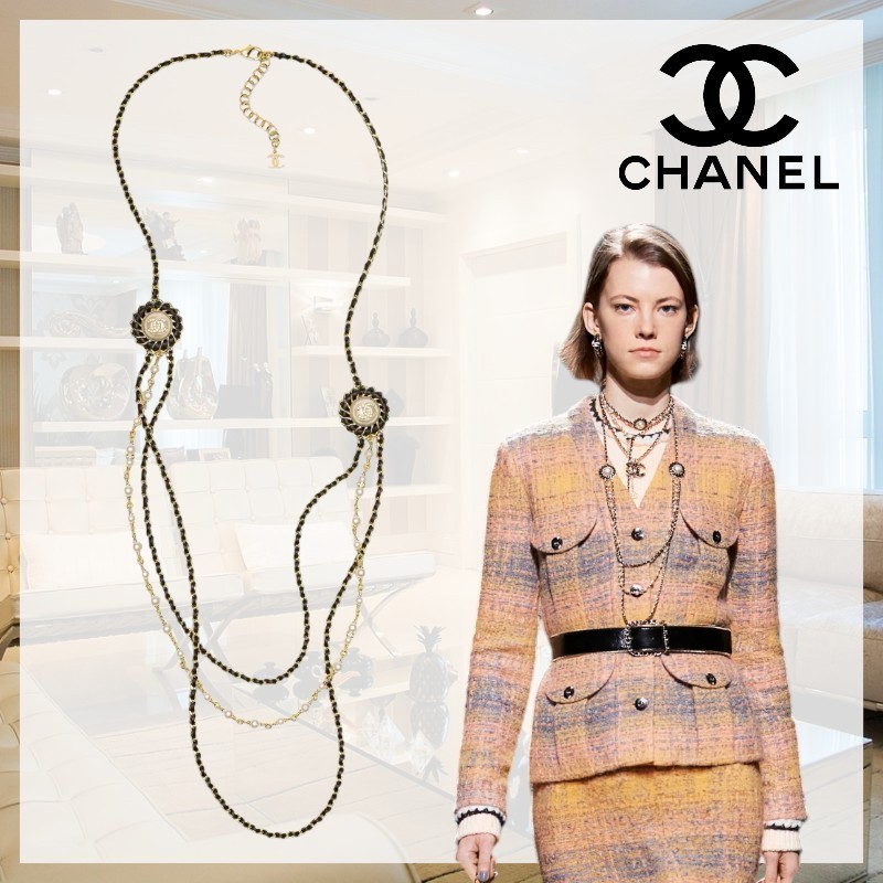 【存在感あるレザーのデザイン♪】CHANEL CCロゴ ネックレス