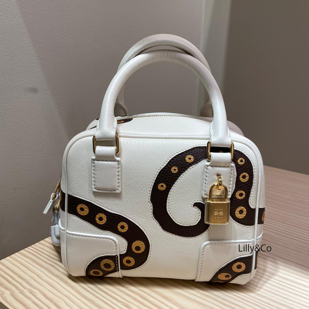 LOEWE（ロエベ）Amazona 16 スクエア オクトプス