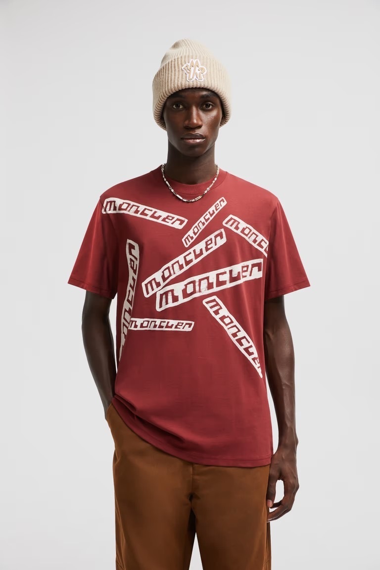 《直営店買付》MONCLER Logo T-Shirt モンクレールロゴTシャツ