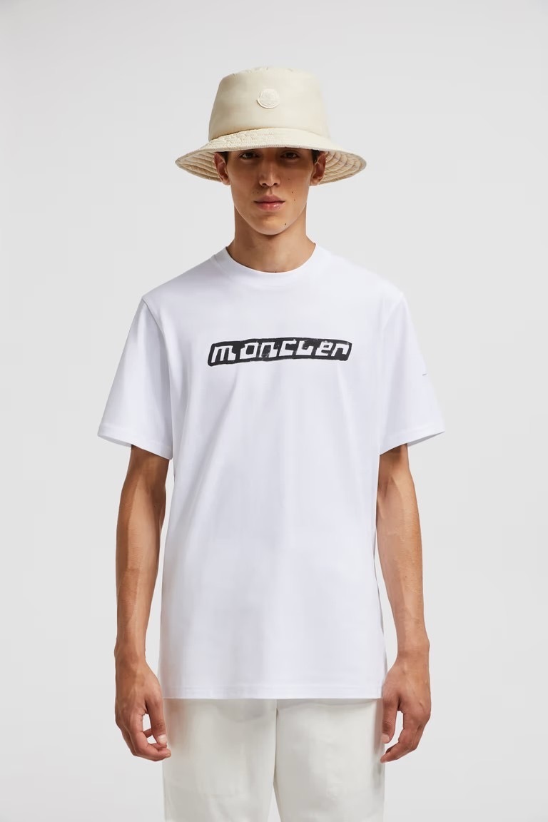 《直営店買付》MONCLER Logo T-Shirt モンクレールロゴTシャツ