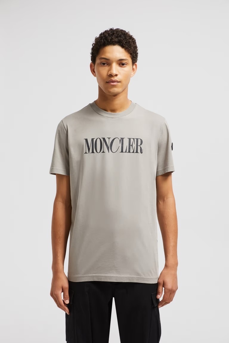 《直営店買付》MONCLER モンクレール ロゴTシャツ