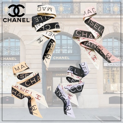 ロゴがおしゃれな♪ 【CHANEL】 シルク ヘアバンド ツイリー