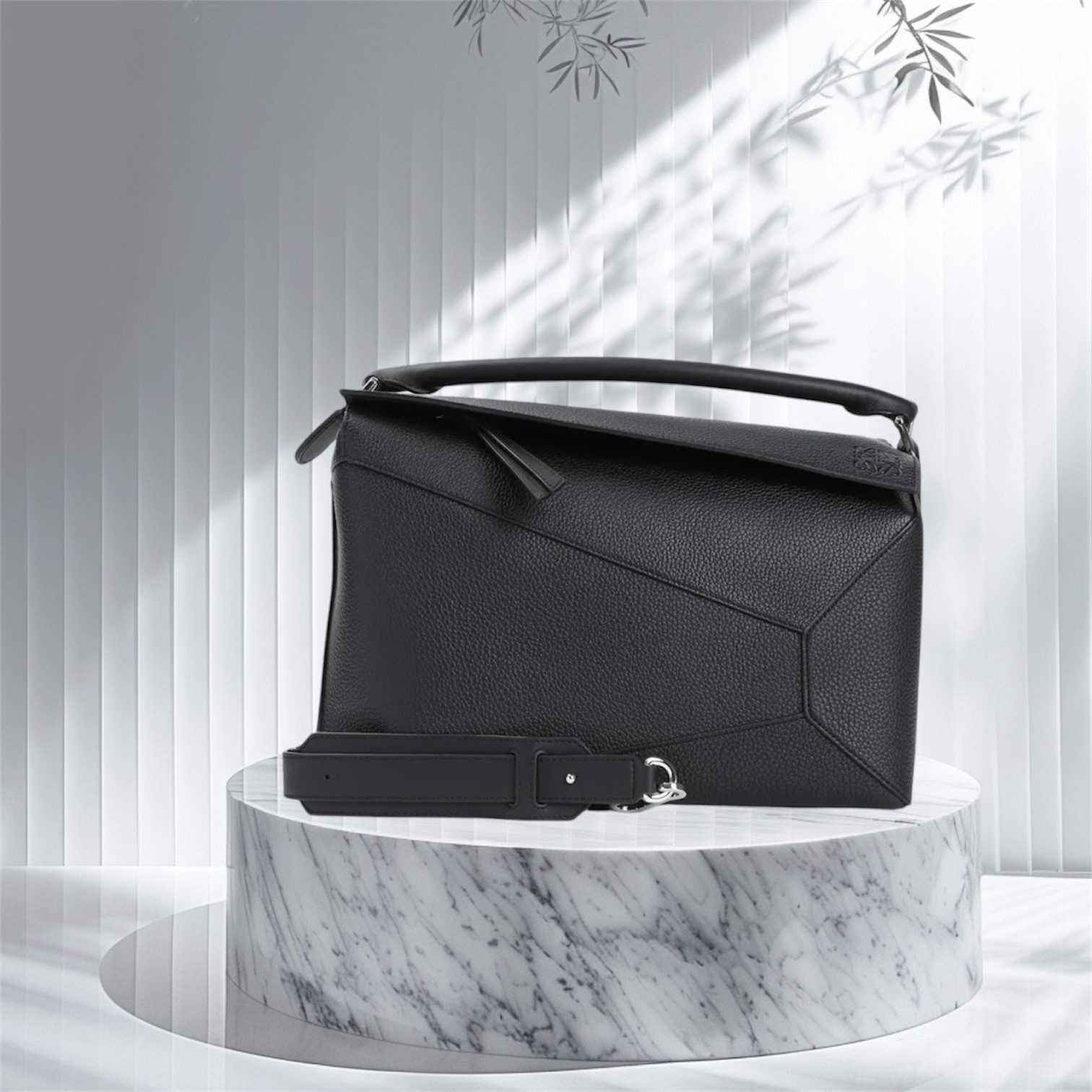 Loewe パズルバッグ ラージ