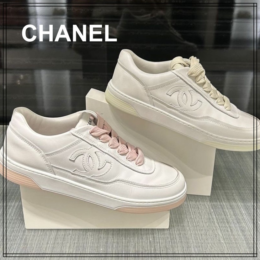 上品カジュアル【CHANEL】スニーカー CCマーク