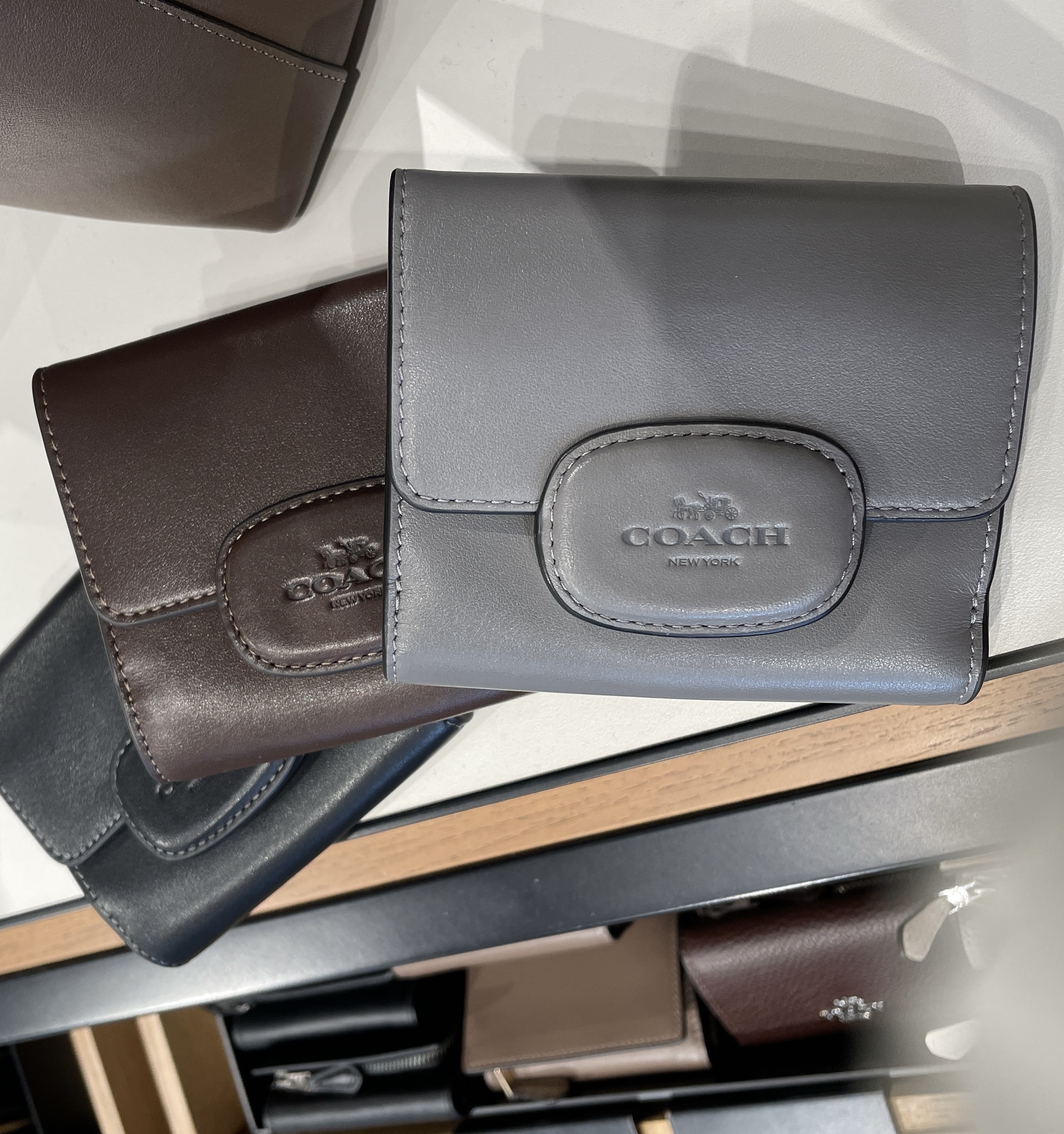 新色 COACH コーチ Wallet エライザ スモール ウォレット