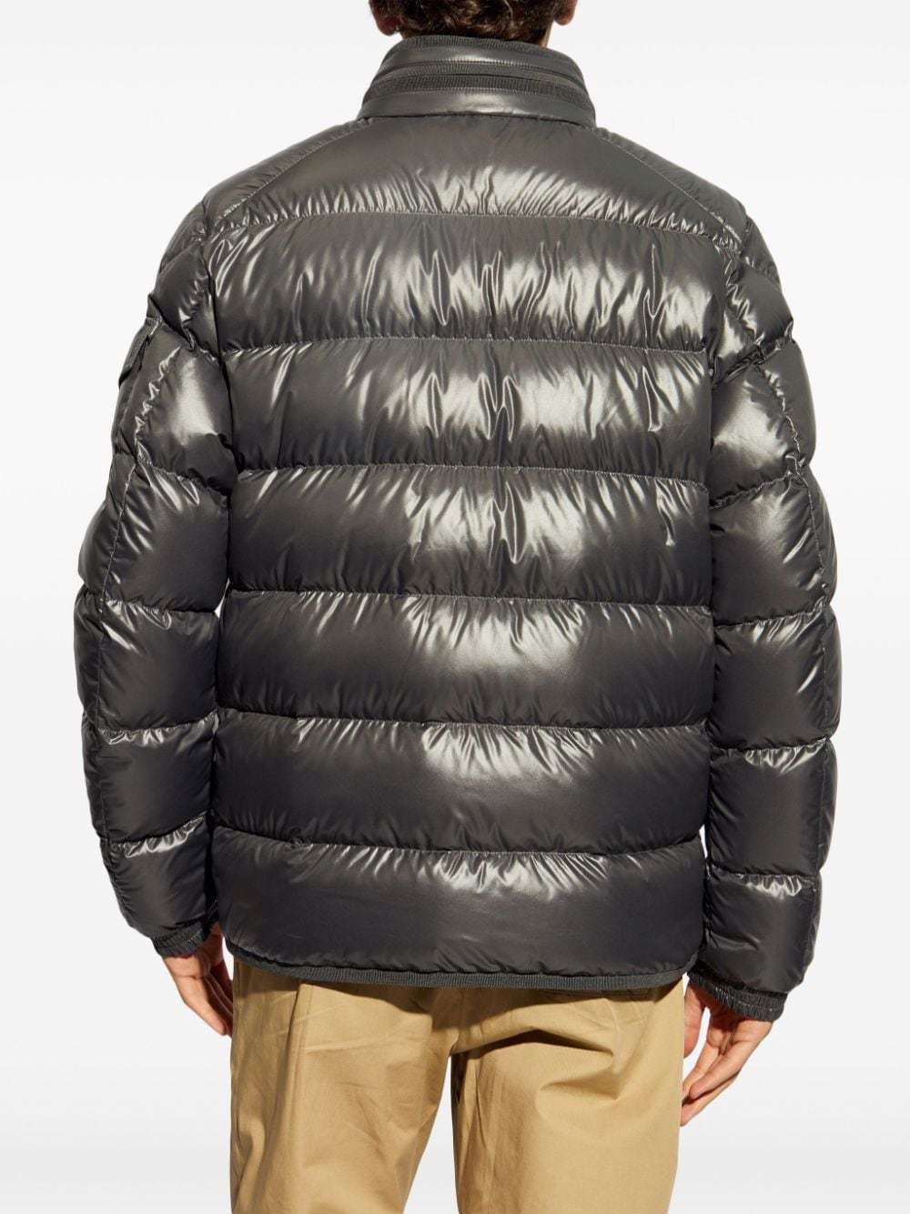 国内発送★MONCLER★ロゴ Gouretteダウンジャケット 国内発送☆MONCLER☆ロゴ Gouretteダウンジャケット