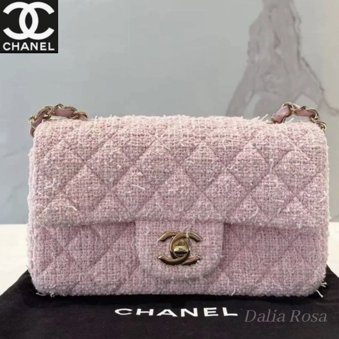華やかなピンク♡【CHANEL】ミニ クラシック ハンドバッグ