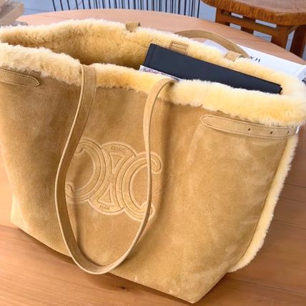 CELINE ミディアム ブザス トリオンフ スエード バッグ CELINE セリーヌ ショルダーバッグ Medium Besace ミディアム
