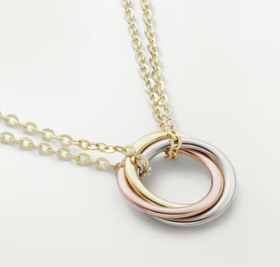 ギフトやご自分へのご褒美に《Cartier》トリニティ ネックレス
