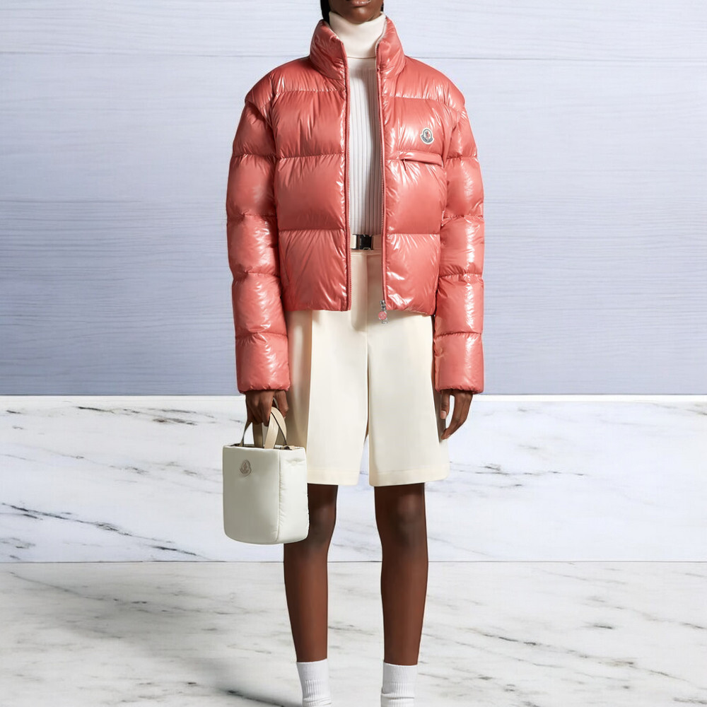日本未入荷!! MONCLER Almoショートダウンジャケット