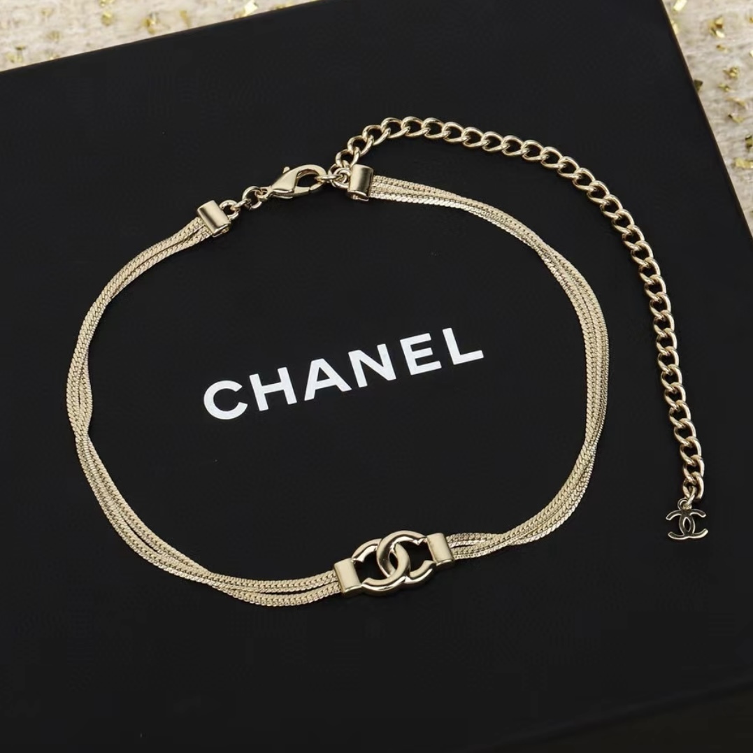 【クールな質感でカッコよく】CHANEL チョーカー ネックレス ☆クールでかっこいい☆ シャネル チョーカー