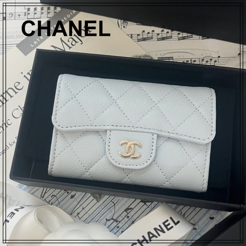 限定カラー【CHANEL】人気のフラップカードケース  ギフトにも