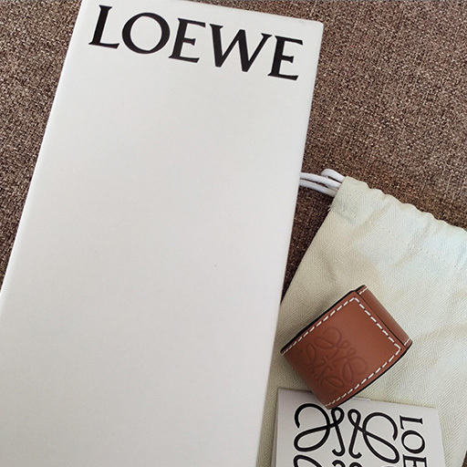 LOEWE】 ロエベ スラップ ブレスレット スモール (カーフ）