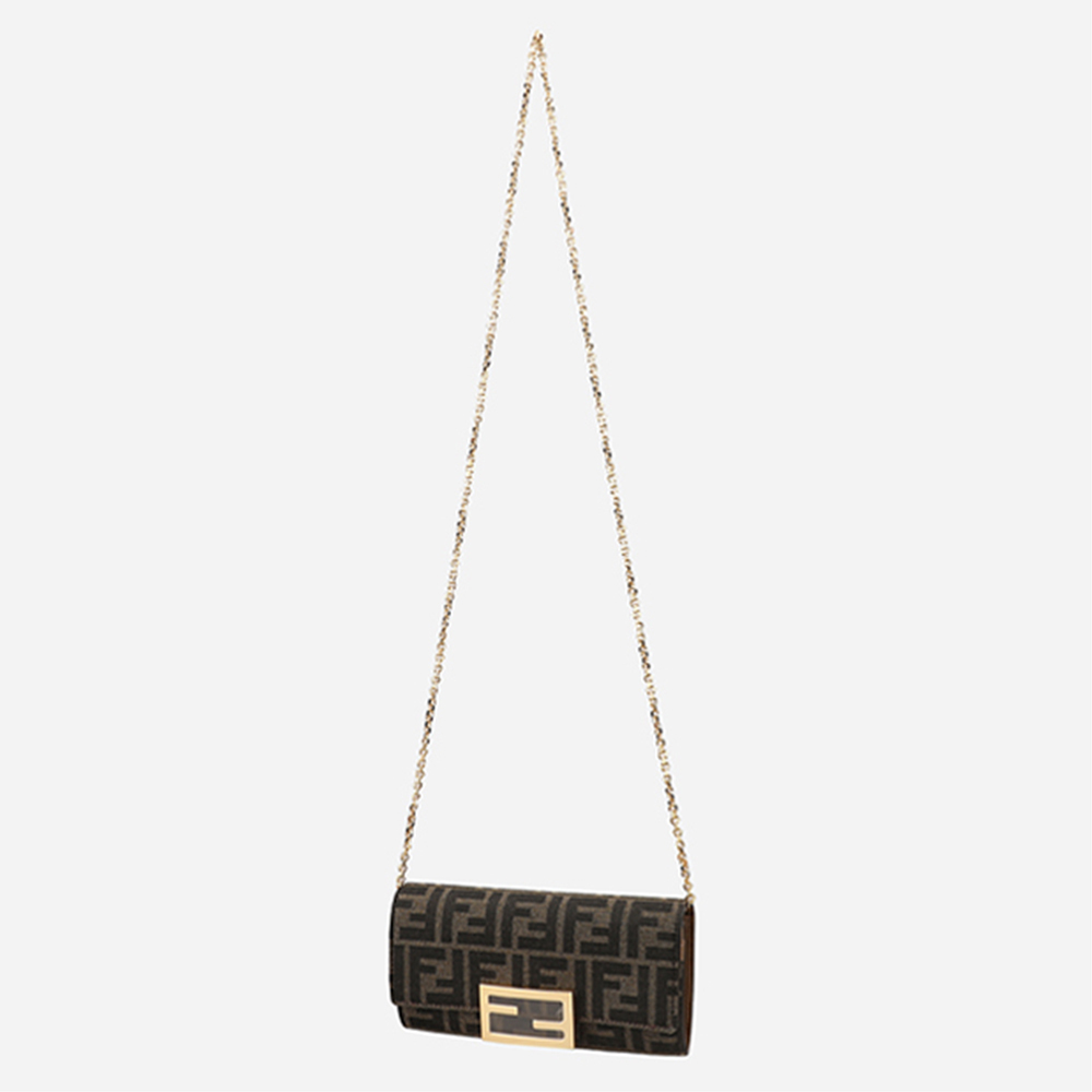 【FENDI】ウォレットオンチェーンバゲット 関税負担なし☆FENDI フェンディ バゲット チェーン付き長財布