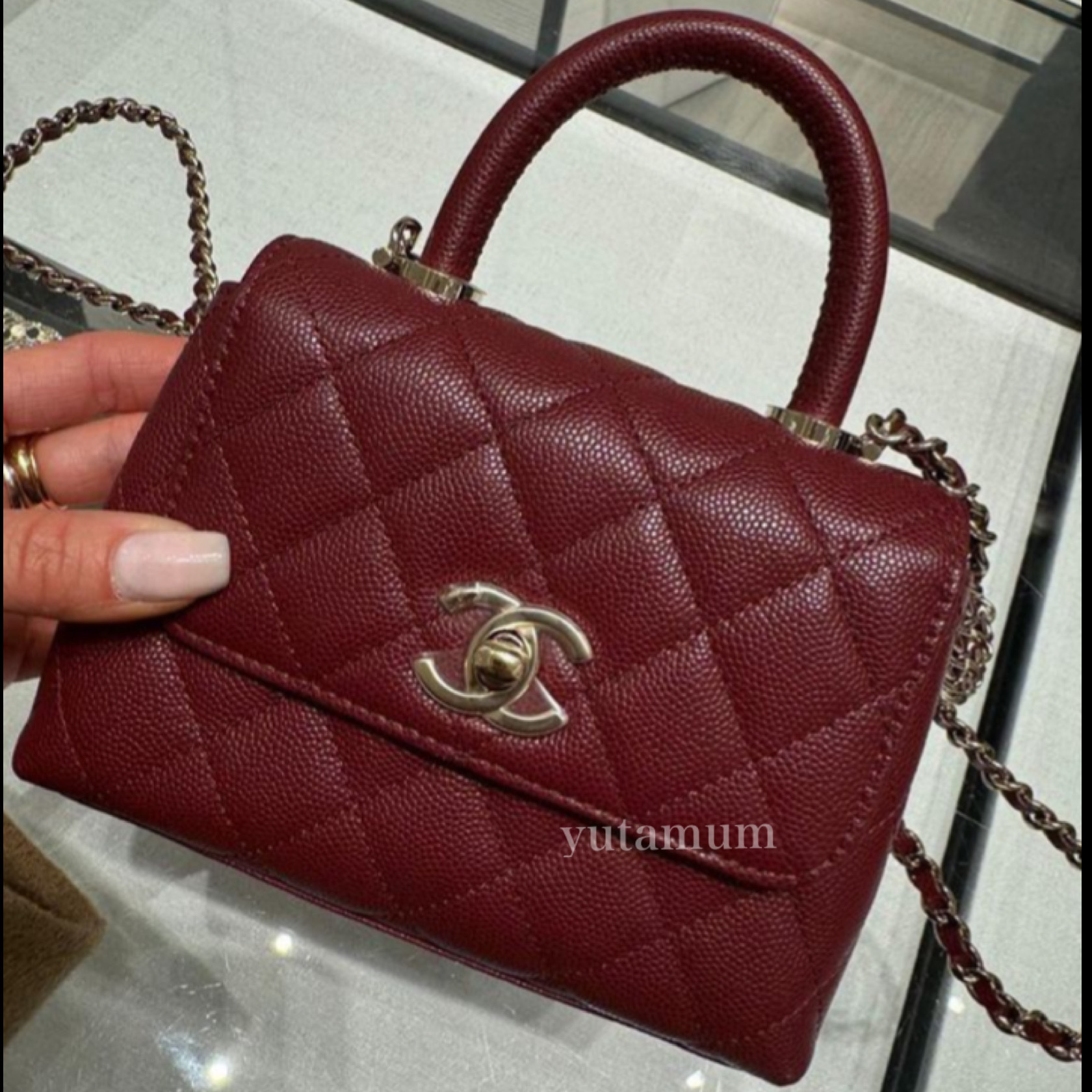 【ミニサイズ登場】CHANEL ココハンドル 14.5cm クラッチ