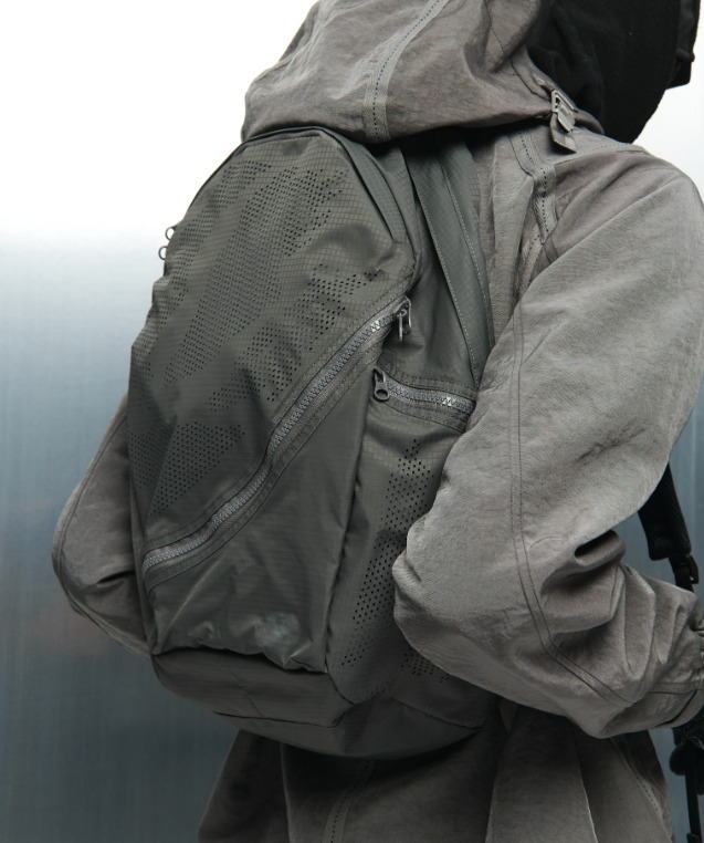 バックパック・リュック SAN SAN GEAR LASER DOT BACKPACK SA367 SAN SAN GEAR LASER DOT BACKPACK SA367