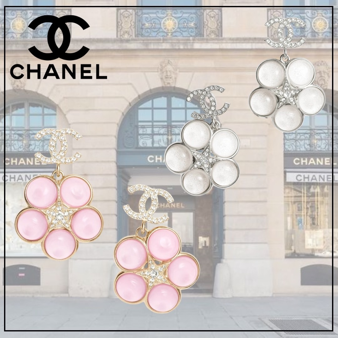 揺れる星とお花がかわいい♪【CHANEL】《24B》CCロゴ ピアス