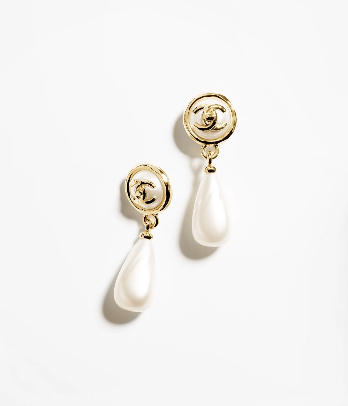 揺れるドロップパールが美しい♪【CHANEL】《24A》イヤリング