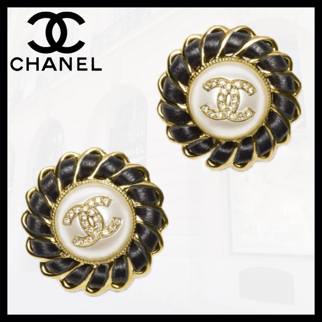 どんなコーデにも合う♪【CHANEL】 ピアス