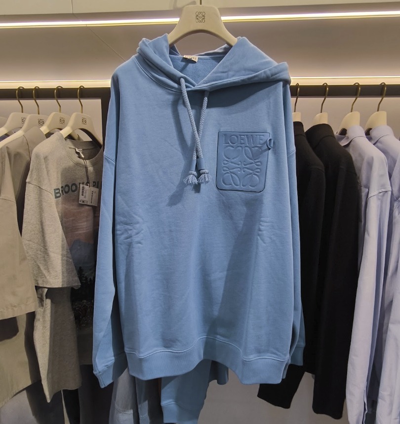 【LOEWE】アナグラムパッチポケット フーディー
