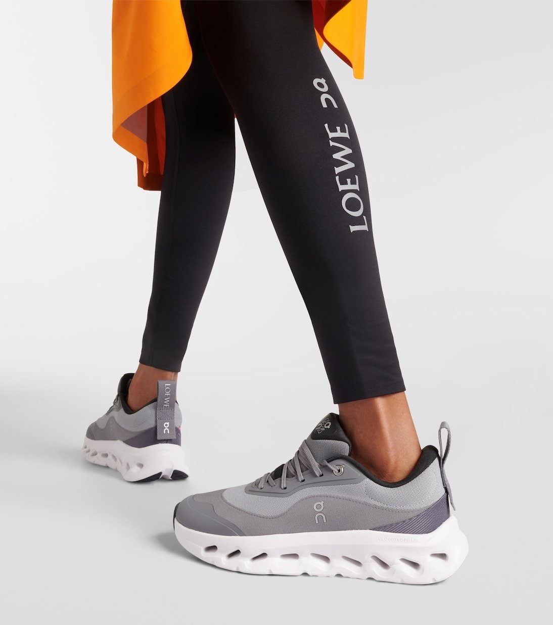 【LOEWE×ON】Cloudtilt ランニングシューズ LOEWE】x On Cloudtilt 2.0 ランニングシューズ