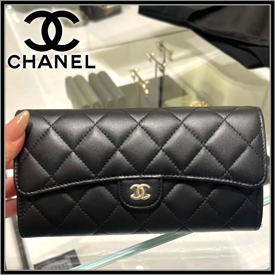 クラシックなデザイン♪【CHANEL】チェーンウォレット