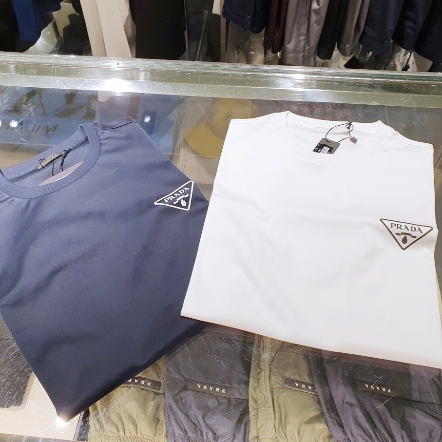 【セール】プラダ☆三角ロゴ 半袖 コットンTシャツ☆UJN656 13MQ