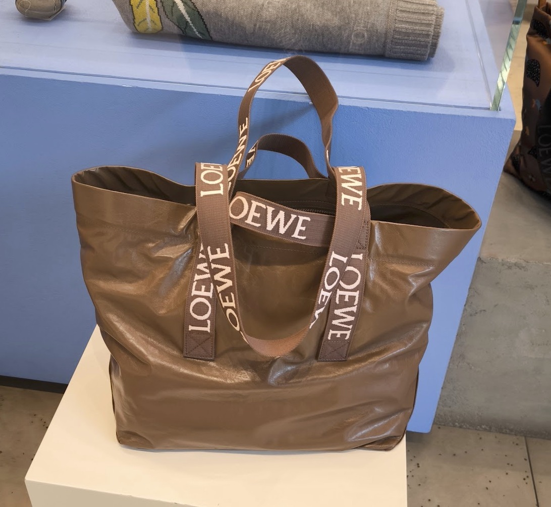 【LOEWE】フォールドショッパー リサイクルコーテッドキャンバス