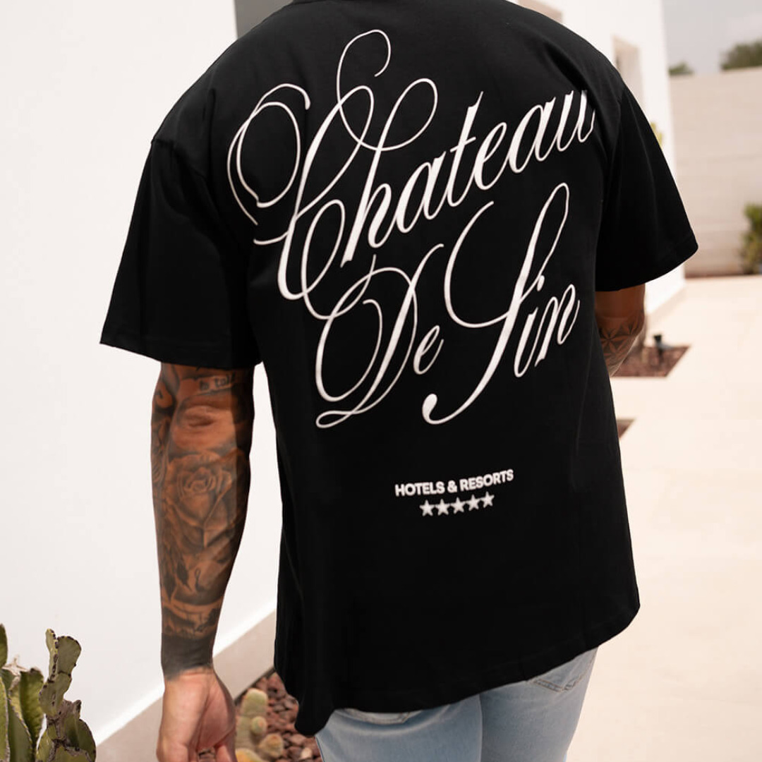 関税込【SINNERS ATTIRE】Chateau CrestT シャツ 関税込【SINNERS ATTIRE】Chateau CrestT シャツ (SINNERS