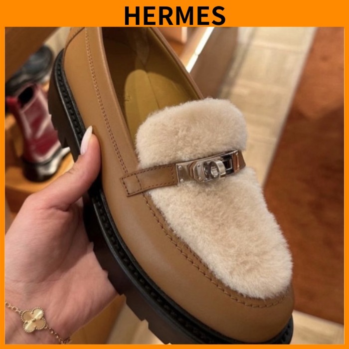 もこもこが可愛い♪【HERMES】アイコンモカシン もこもこが可愛い☆】HERMES モカシン アイコン ローファー