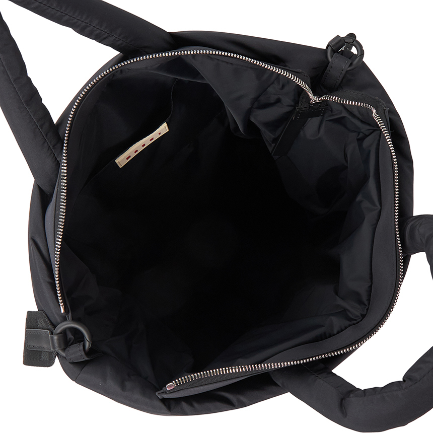 《MARNI》 SHMP0105U2 P6460 00N99 トートバッグ