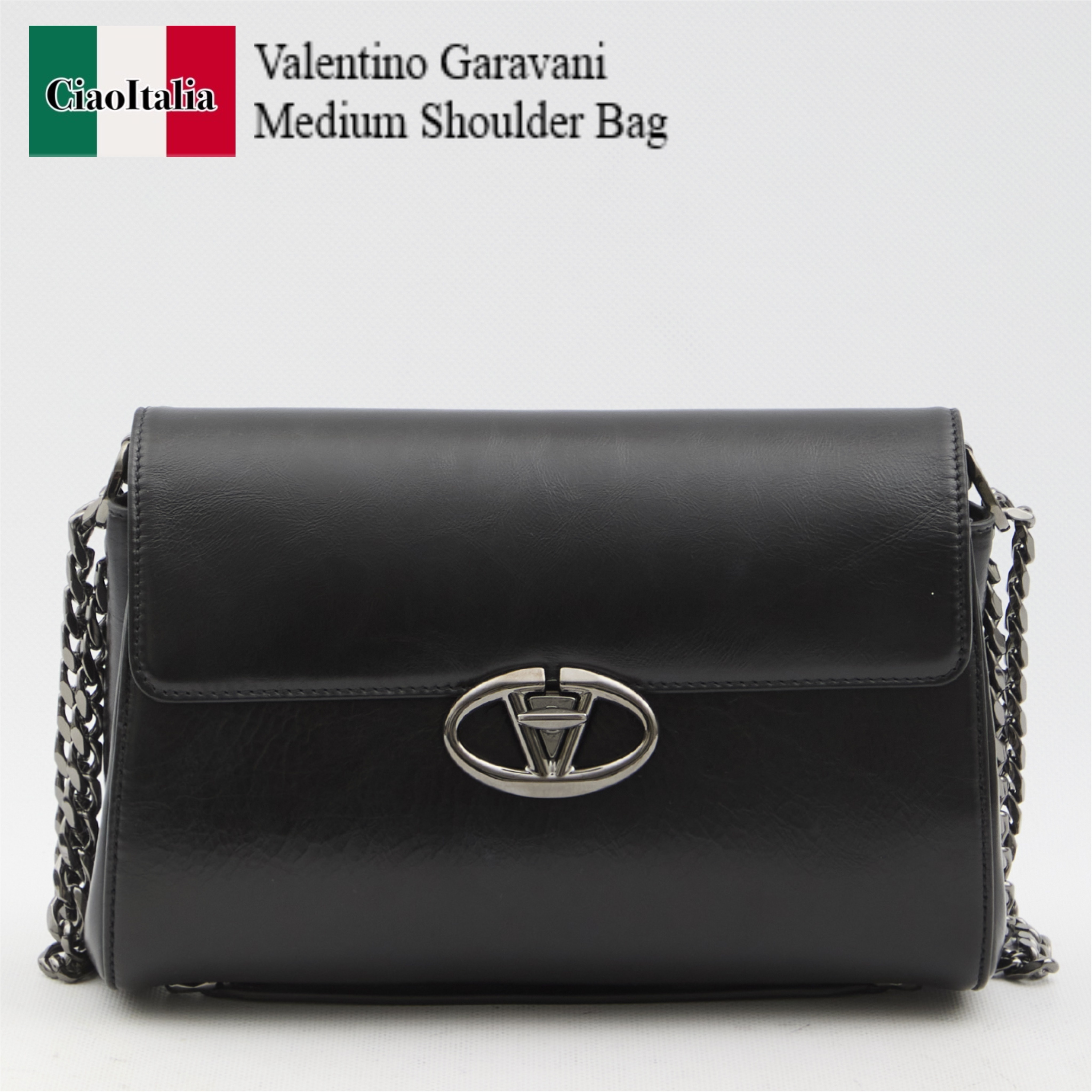 ショルダーバッグ・ポシェット Valentino Garavani Medium Shoulder Bag