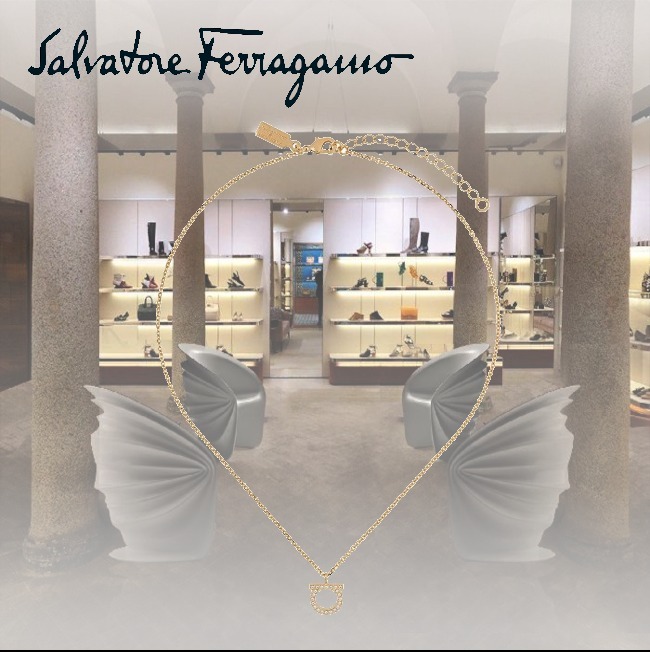正規店買付【FERRAGAMO】ガンチーニ クリスタル ネックレス
