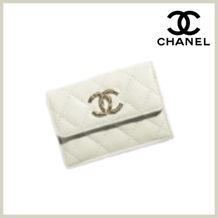 【煌びやかなロゴ★】CHANEL スモール フラップ ウォレット
