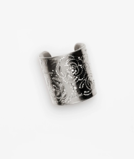 《華やかでゴージャス♡》CHANEL ワイドバングル Ruthenium