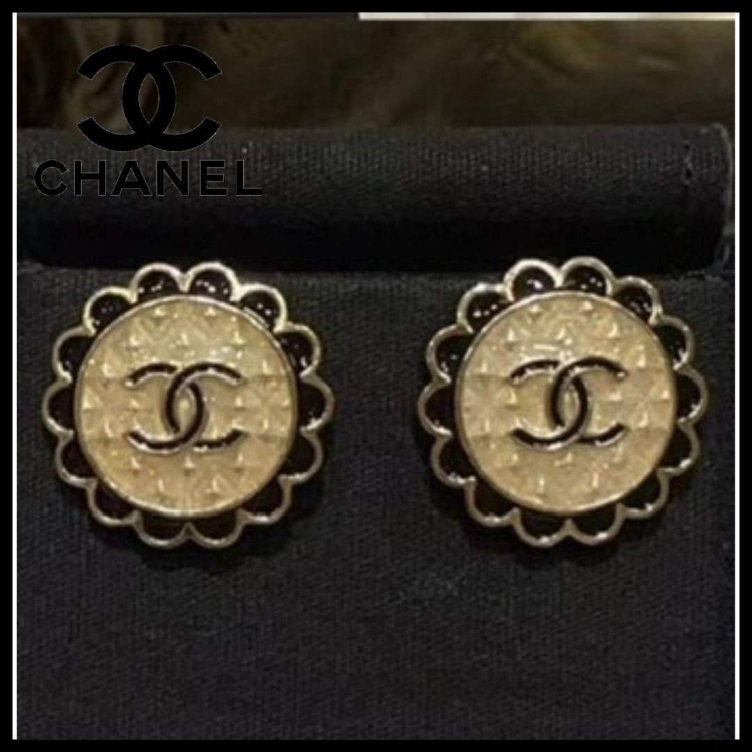 【新作】CHANEL 24K フラワーデザインが可愛い♪ サークルピアス