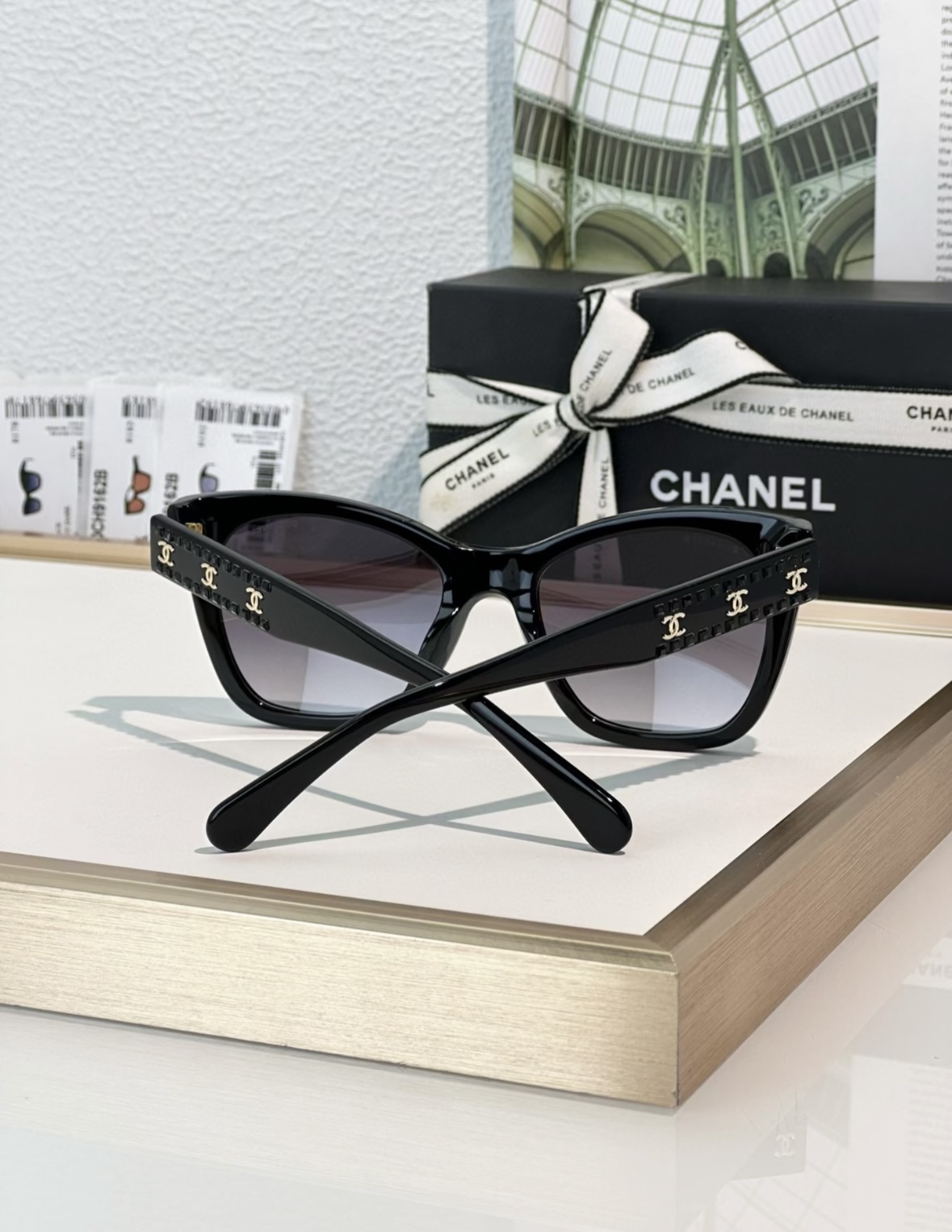 【複数色展開あり♪】CHANEL CCロゴ キャッツアイ サングラス 複数色展開あり♪】CHANEL CCロゴ キャッツアイ サングラス