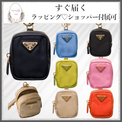【シンプルデザイン♪】プラダ ミニポーチ