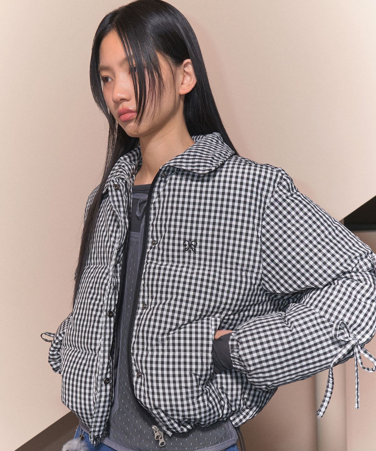 FANCY CLUB] RIBBON COLLAR SHORT PUFFER /追跡付 (FANCY CLUB