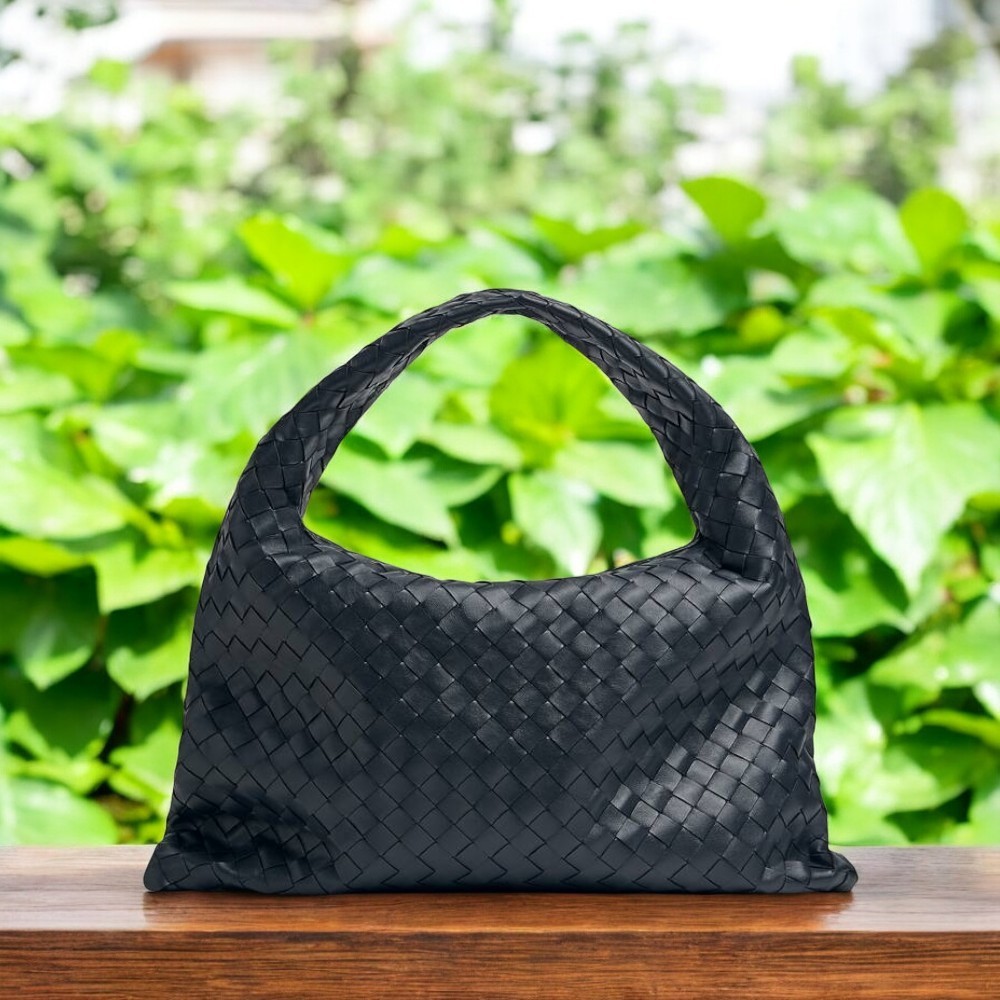 BOTTEGA VENETA  新作 スモール ホップ