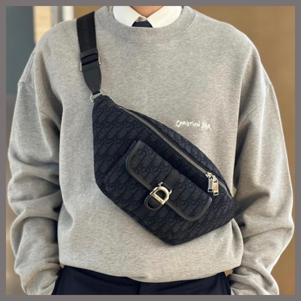 【手軽に持ち運びできてクールに決まる★】Dior 8 ベルトバッグ