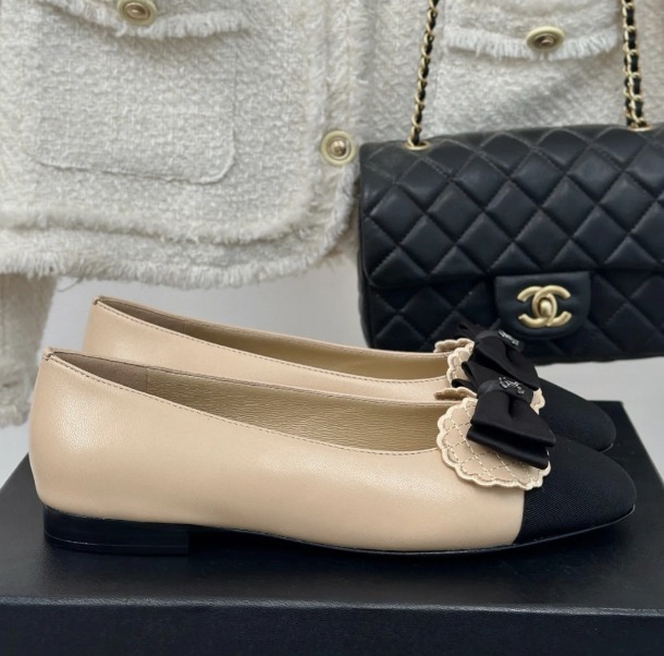 《エレガンスが宿る足元に★》CHANEL バレリーナ リボン