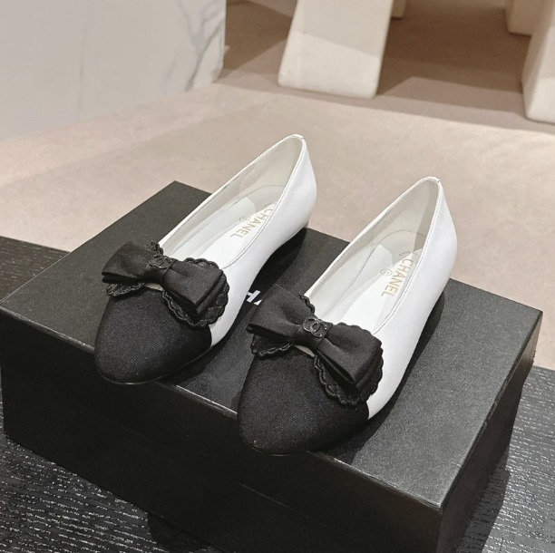 《エレガンスが宿る足元に★》CHANEL バレリーナ リボン