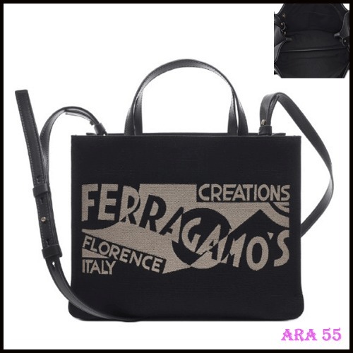 Ferragamo正規品/関税送料込み LOGO PRINTED TOTE BAG