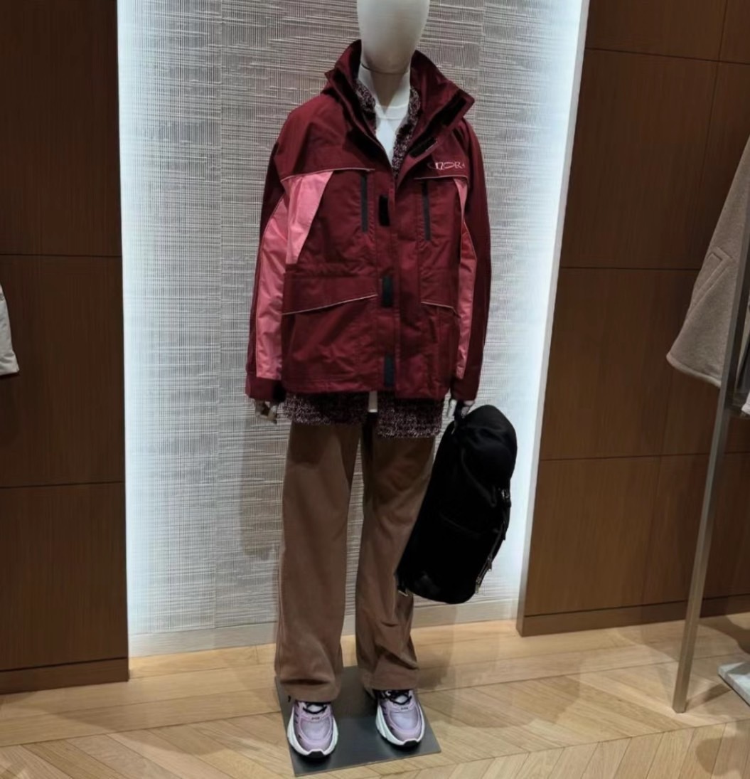 人気】DIOR AND LEWIS HAMILTON Dior 8 フラップ バックパック