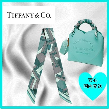 使い方色々♪【 Tiffany & Co. 】ブルーシルクスカーフ