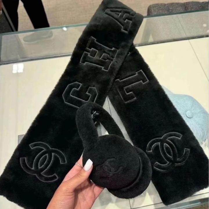 《人気アイテム★》CHANEL マフラー