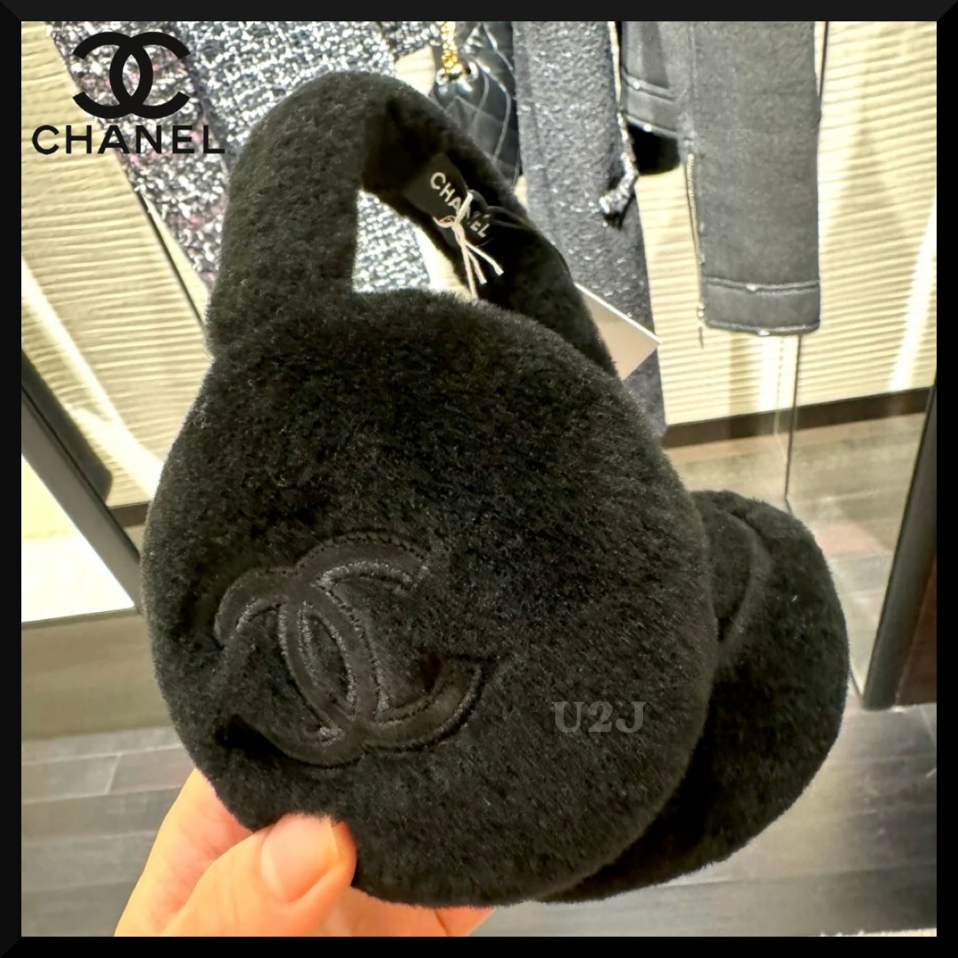 《もこもこ♪カワイイ》 CHANEL イヤーマフ